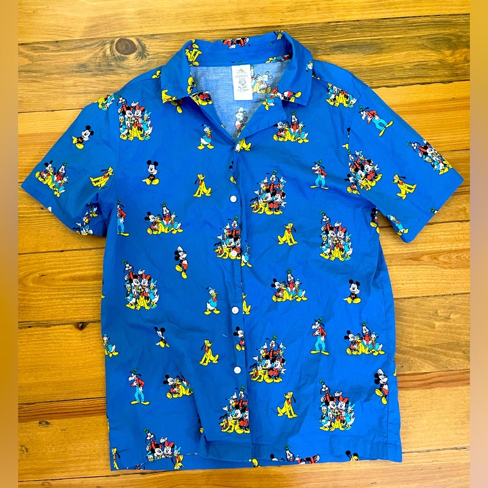 Disney Button Up Mickey Mouse and Friends Adult size M